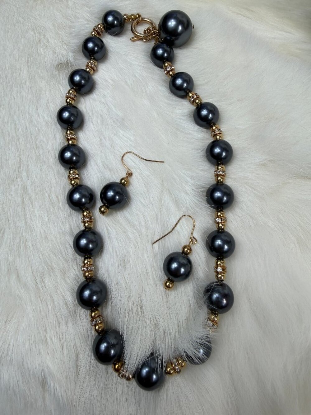 Jewelry Set Necklace & Earrings Gray Faux Pearl & Rhinestone